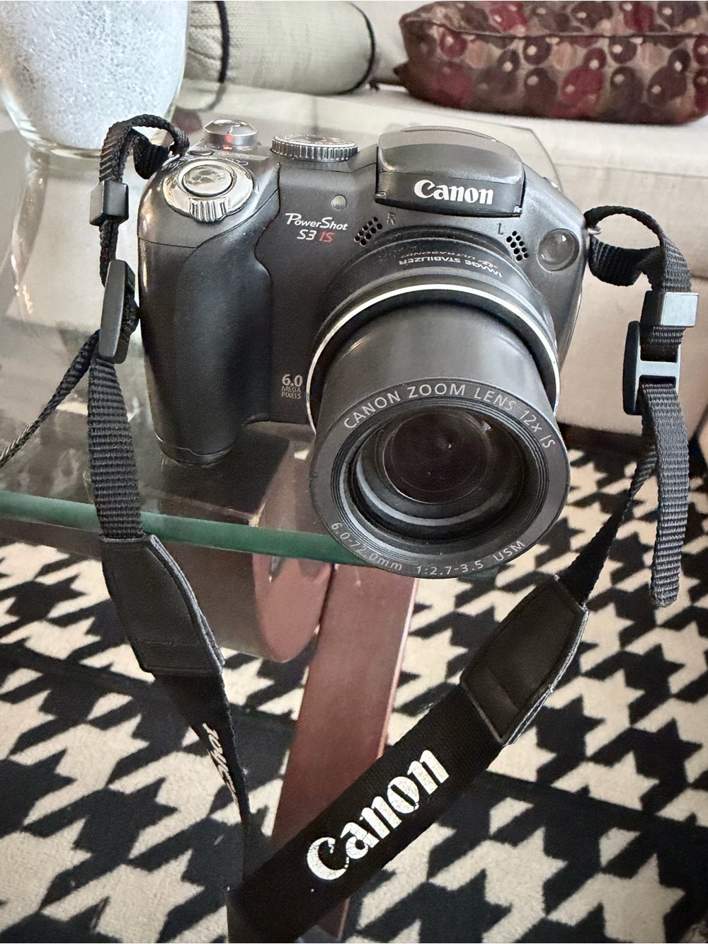 Canon PowerShot Digital Camera Boxed - Blue - Picture 10 of 13